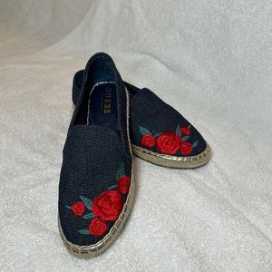 Guess - Canvas Flats with Floral Print Embroider.